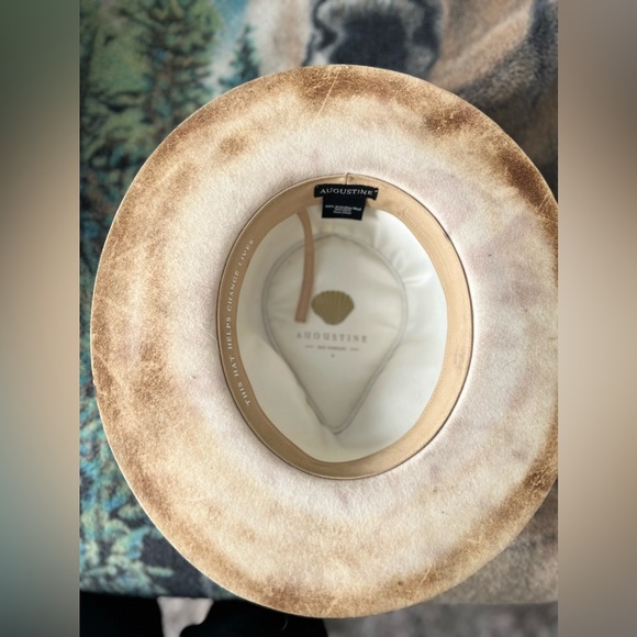 NWT CUSTOM WIDE BRIM HAT display picture 1